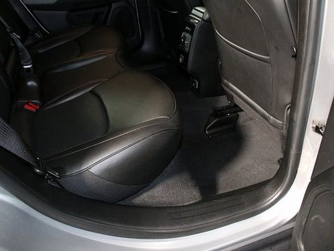 Used 2022 Jeep Compass Latitude image 31