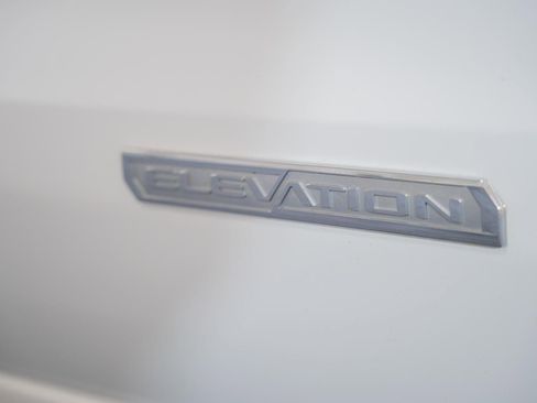Used 2022 GMC Sierra 1500 Elevation w/ Preferred Package AWD/4WD image 23
