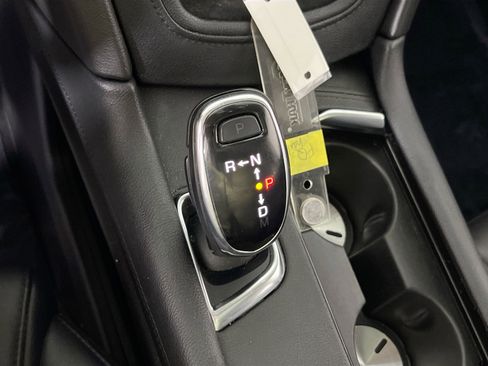 Used 2019 Cadillac XT5 Luxury image 16