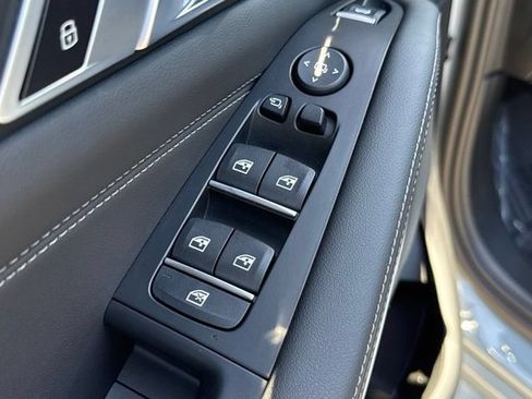 Used 2026 BMW X5 sDrive40i w/ Executive Package RWD image 19