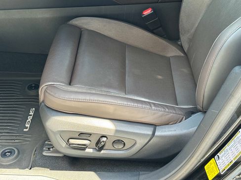 Used 2023 Lexus RX 350 w/ Accessory Package (2T) AWD/4WD image 21