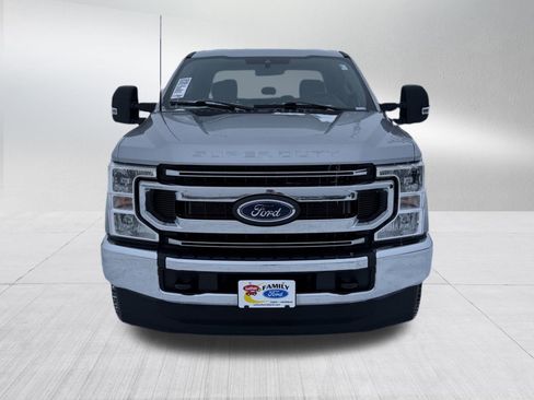 Used 2022 Ford F250 XLT image 2