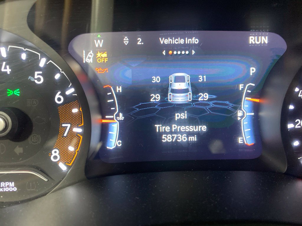Used 2024 Jeep Compass Limited AWD/4WD image 2