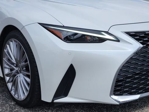 Used 2022 Lexus IS 300 w/ Premium Package RWD image 7