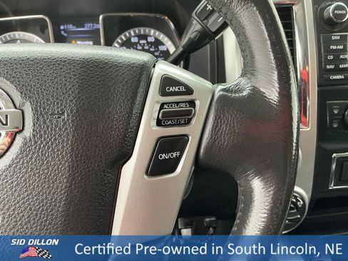 Used 2018 Nissan Titan SV w/ SV Convenience Package image 9
