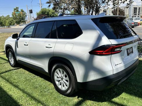 Used 2026 Toyota Grand Highlander AWD Hybrid image 9