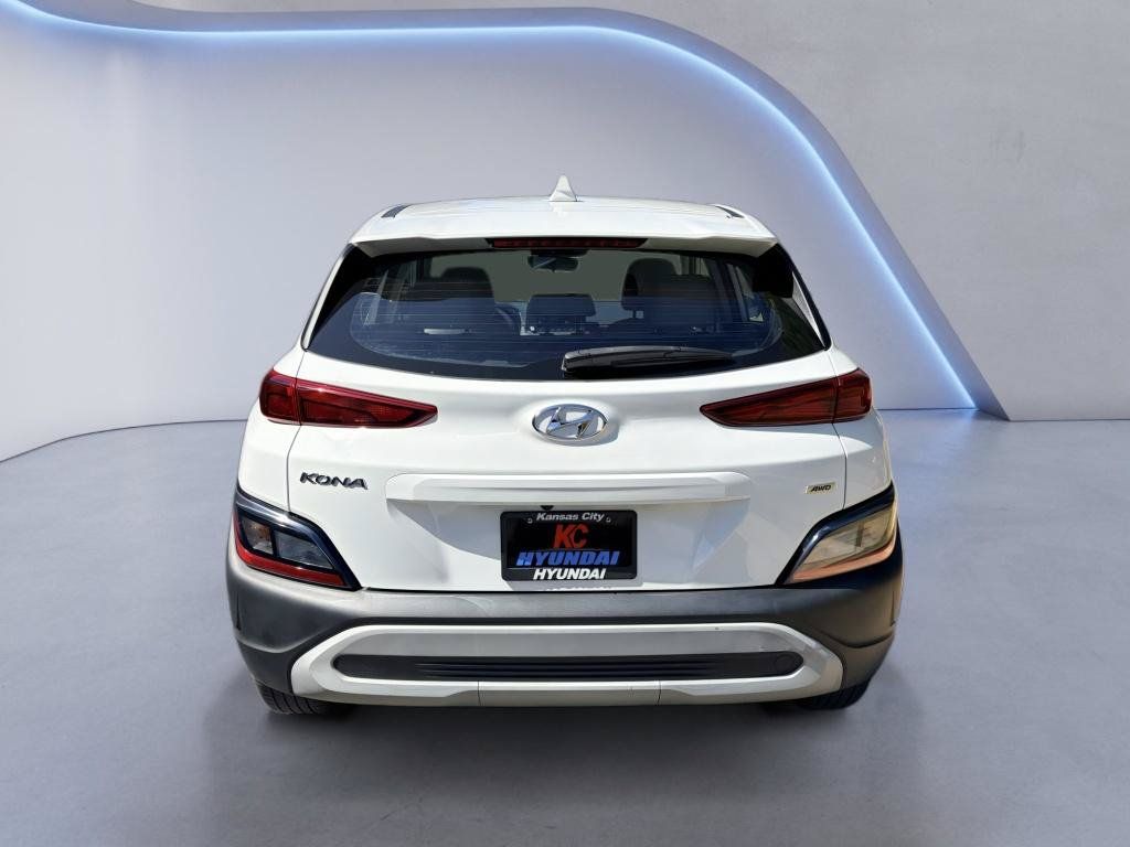 Used 2023 Hyundai Kona SE w/ Cargo Package AWD/4WD image 4