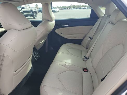 Certified 2020 Toyota Avalon Limited image 23
