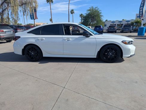 Used 2025 Honda Civic Sport image 5