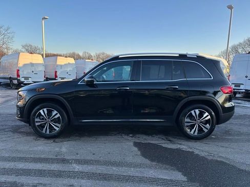 New 2026 Mercedes-Benz GLB 250 4MATIC image 4
