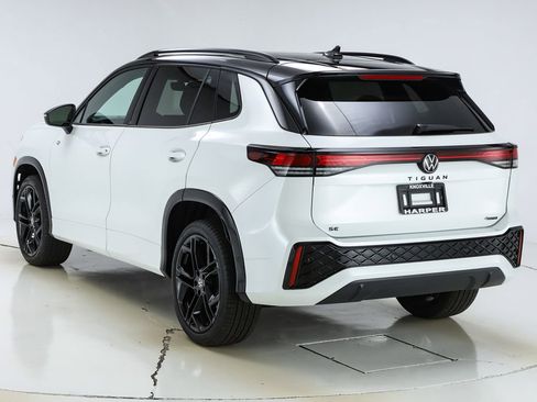 New 2026 Volkswagen Tiguan SE R-Line image 47