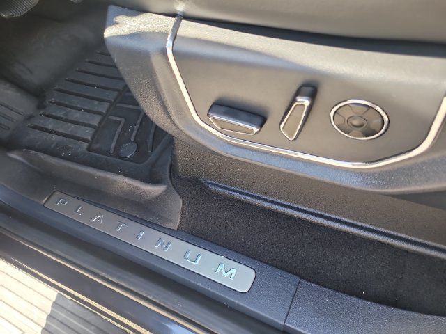 Certified 2024 Ford Expedition Platinum AWD/4WD image 23