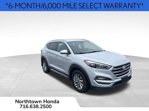 Used 2017 Hyundai Tucson SE Plus image 2