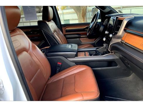 Used 2023 RAM 1500 Limited image 8