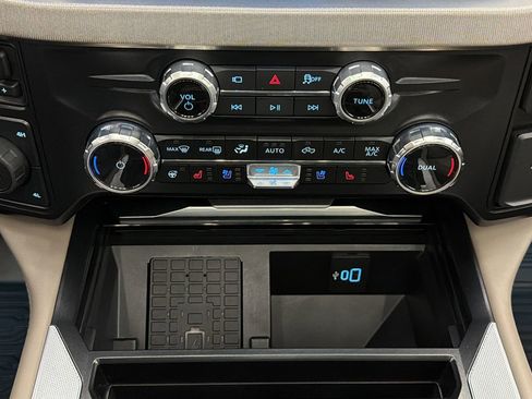 Used 2026 Ford F450 Platinum w/ Platinum Plus Package AWD/4WD image 25