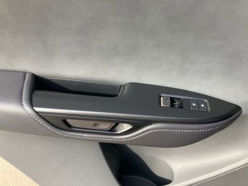 Used 2024 Lexus RZ 300e Premium w/ Accessory Package (Z1) image 38