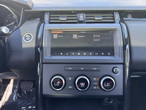 Used 2019 Land Rover Discovery SE AWD/4WD image 28