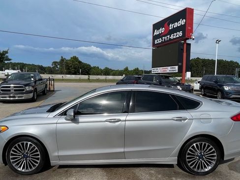 Used 2018 Ford Fusion Titanium AWD/4WD image 5