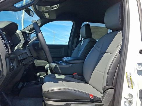 New 2023 RAM 3500 Tradesman w/ Chrome Appearance Group image 6