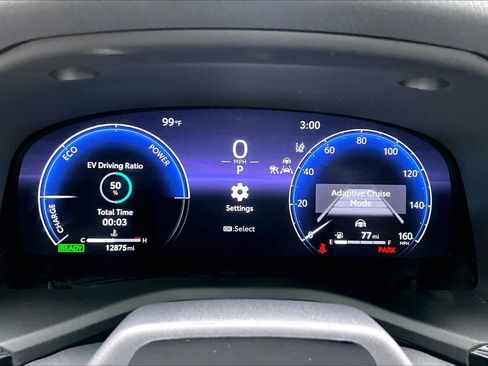 Used 2025 Toyota Camry XLE w/ Premium Plus Package FWD image 24