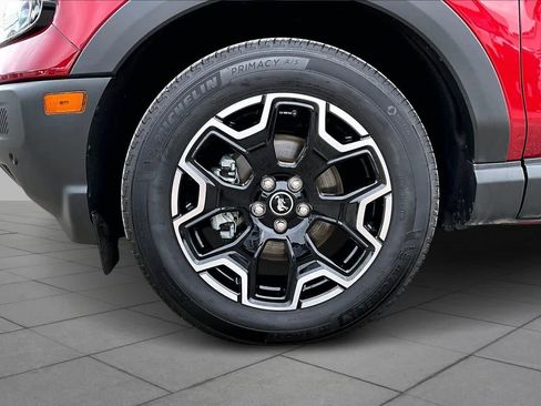 Certified 2025 Ford Bronco Sport Outer Banks w/ Outer Banks Tech Package+ image 11