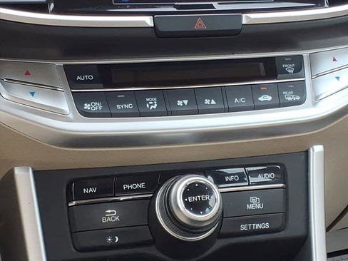 Used 2015 Honda Accord Touring image 12