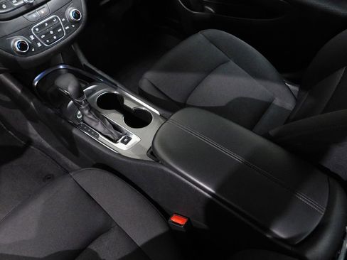 Used 2023 Chevrolet Malibu LT FWD image 55