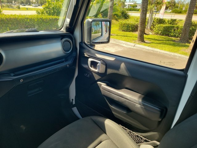 Used 2020 Jeep Wrangler Unlimited Sport S AWD/4WD image 17