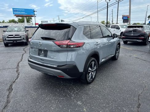 Used 2022 Nissan Rogue SL w/ SL Premium Package AWD/4WD image 3