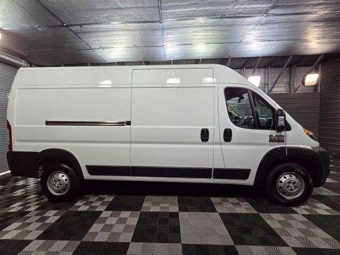 Used 2021 RAM ProMaster 2500 image 9