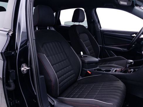 Used 2020 Volkswagen Jetta GLI FWD image 35