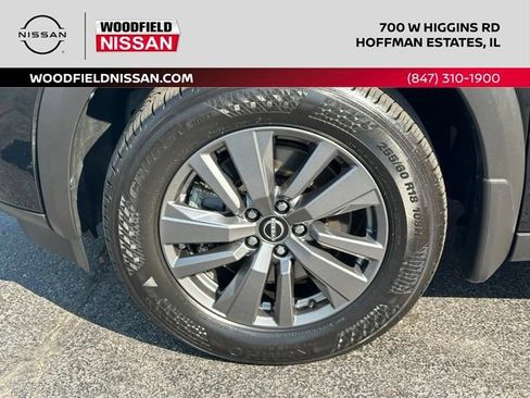 Certified 2025 Nissan Pathfinder SV AWD/4WD image 7
