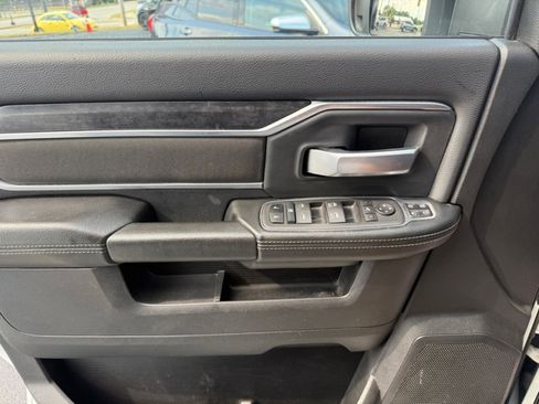 Used 2024 RAM 3500 Big Horn image 33