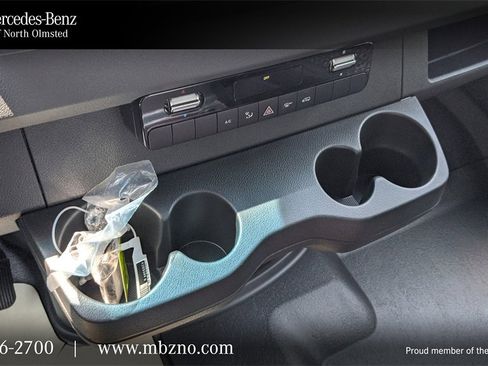 Used 2022 Mercedes-Benz Sprinter 3500 image 35