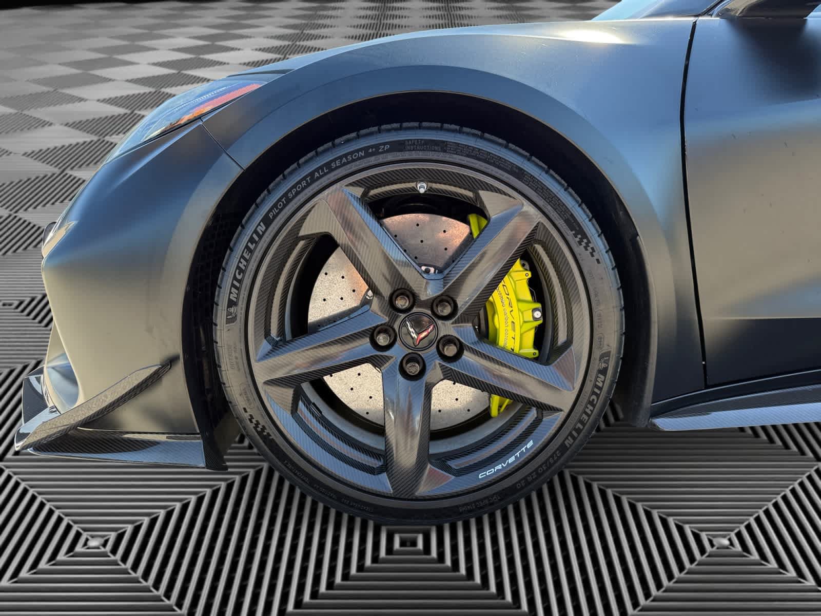 Used 2023 Chevrolet Corvette Z06 w/ Z07 Performance Package RWD image 8