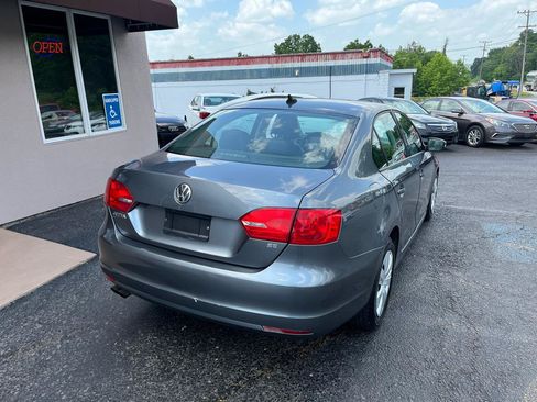 Used 2014 Volkswagen Jetta SE FWD image 6