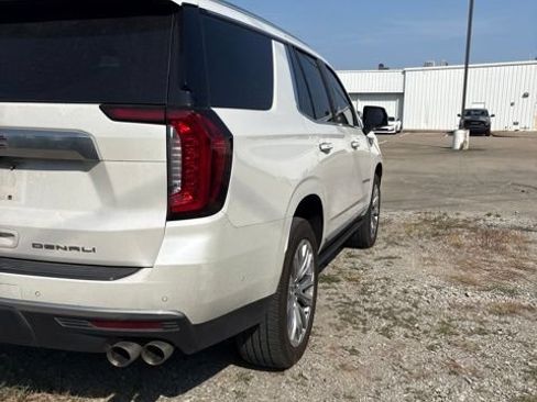 Used 2023 GMC Yukon Denali w/ Denali Reserve Package RWD image 4