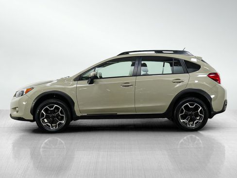 Used 2015 Subaru Crosstrek 2.0i Limited w/ Popular Package #2 AWD/4WD image 2