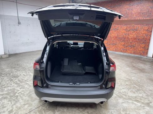 Used 2022 Ford Escape SEL w/ Technology Package image 26