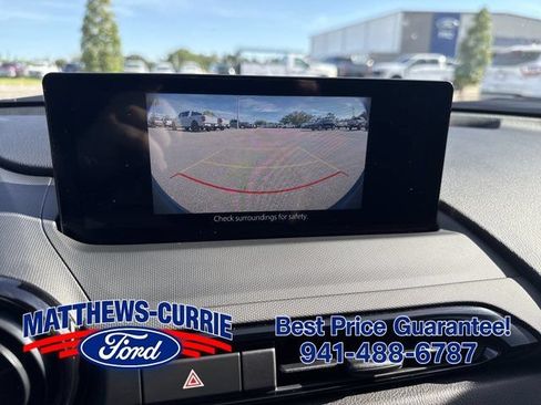 Used 2024 MAZDA MX-5 Miata Club RWD image 15