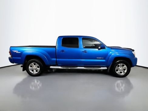 Used 2010 Toyota Tacoma 4x4 Double Cab image 3