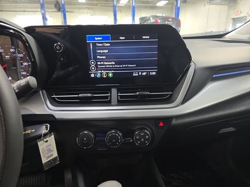 New 2026 Chevrolet Trax LS FWD image 20