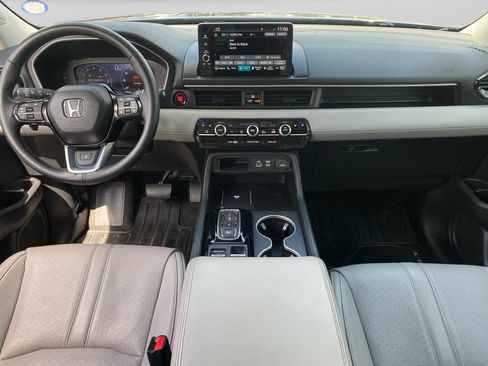 Used 2024 Honda Pilot Elite image 15