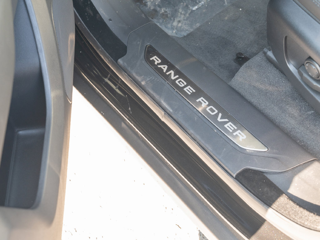 New 2026 Land Rover Range Rover Velar S AWD/4WD image 16