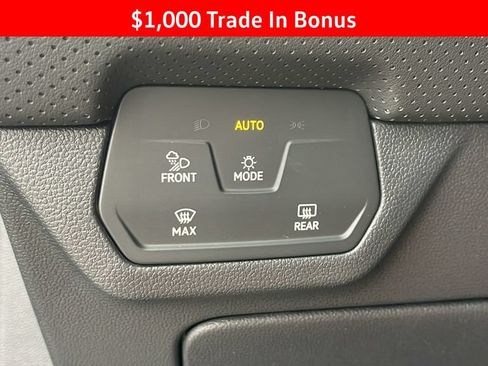 New 2025 Volkswagen Atlas Cross Sport SEL Premium R-Line AWD/4WD image 25