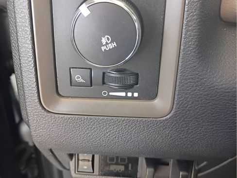 Used 2012 RAM 1500 Express RWD image 12