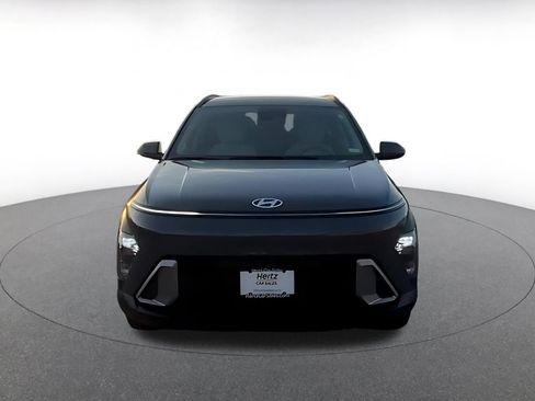 Used 2025 Hyundai Kona SEL image 3