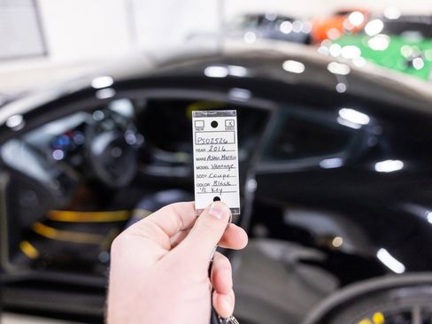 Used 2016 Aston Martin V12 Vantage S image 43