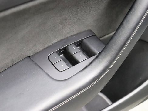 Used 2023 Tesla Model 3 Standard Range image 27