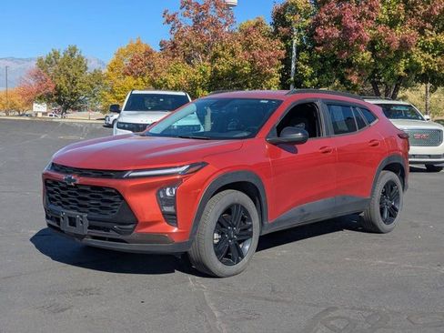 Used 2024 Chevrolet Trax ACTIV w/ Driver Confidence Package image 8